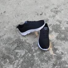 2025 New Women Casual Sports Shoes, Soft Outsole Black Mesh Breathable Running Shoes, Suitable For All Seasons
