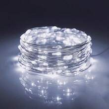 1 pièce Guirlande lumineuse à LED blanche chaude, alimentée par batterie avec télécommande et minuterie - 50/100/200 LED, longueur de 16,4 pi/32,8 pi/65,6 pi, modes scintillant et clignotant, pour chambre à coucher, intérieur, mariage, dortoirs, Noël, Halloween, décoration, éclairage de pièce