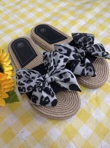 Women's Spring/Summer Indoor Slippers, New Flat Soft Bottom Fashion Beach Slippers, Non-Slip Low Heel Flat Sandals