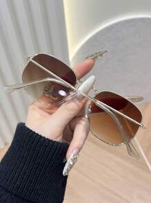 1pc Spring Popular Design Hot Girl Style Delicate Women Fashion Glasses For Driving Daily Life Rave Party Street Snap Musical Festival Beach Accessories Suitable For All Face Shapes - Multicolor - View 3