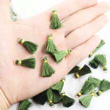 20pcs 2.5cm Delicate Silk Tassel Brush Charm DIY Making Tassels Earring Pendant Jewelry Accessories Finding