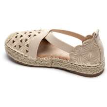 Espadrilles Plates In Dentelle Brodée Avec Bride Croisée – Élégance Et Confort Pour L'Été - Beige - View 3