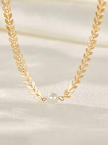 One Piece Fashionable Herringbone Sequin Imitation Faux Pearl Chain Ladies Simple And Versatile Clavicle Necklace Winter Gifts - Gold - View 1