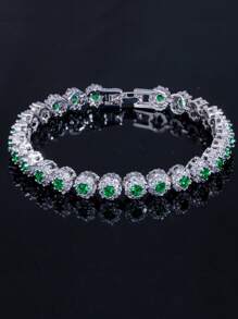 1 pieza Delicada pulsera de tenis plateada con CZ para mujeres, con circonita cúbica ovalada de color azul, rojo y blanco. Accesorios de joyería de fantasía para bodas, compromisos, banquetes, fiestas, bailes de graduación para novias, damas de honor, señoras, novias, esposas, madres. Regalo de joyería elegante para aniversario.