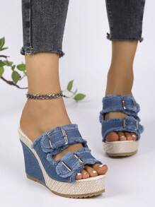 女式夏季新款时尚厚底流苏双排扣系带凉鞋