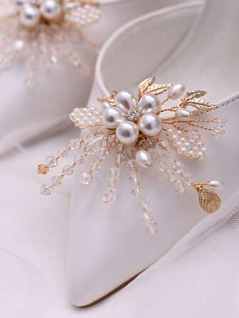 1 Pair Exquisite Pearl Flower & Metallic Leaf Decorated Shoe Clips, Handmade Fashion Charm For Women Heels, Flats, Wedding Shoes