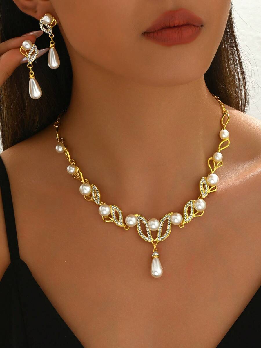 2 件女士珍珠首饰套装 - 带泪珠吊坠和耳环的项链，适合派对、宴会、婚礼