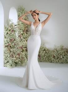 夏季优雅高贵可爱深 V 领白色蕾丝婚礼宾客礼服女式无袖美人鱼婚纱新娘适合毕业典礼、晚宴、新娘