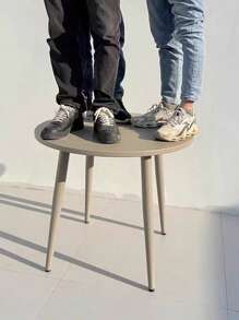 1 pieza Mesa de exterior de 70cm de acero al carbono, de acero inoxidable de alta resistencia y hierro forjado, adecuada para jardín, balcón, restaurante y cafetería.