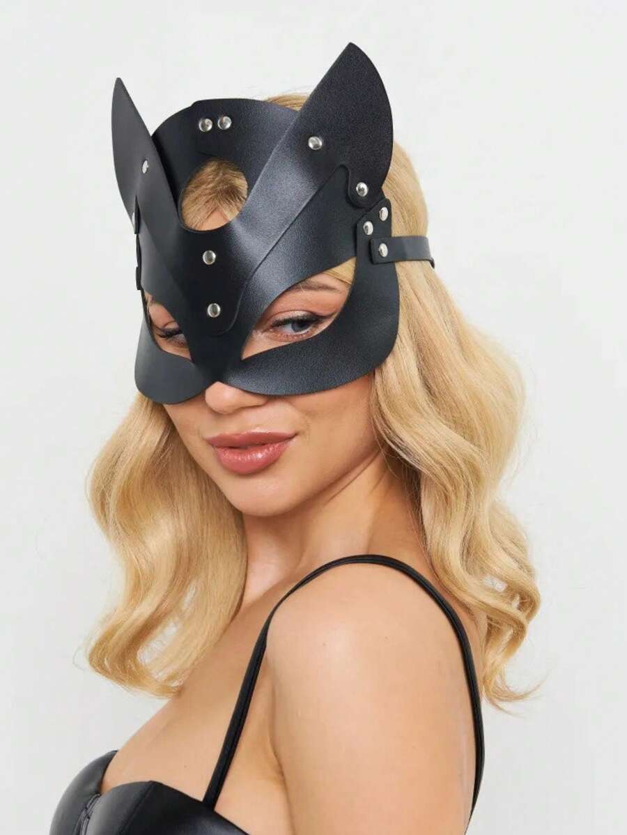 1PC Women Men Leather Mask Halloween Decor Mask Gothic Punk Holiday Party Accessories Cosplay - Red - View 1