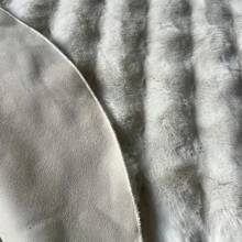 蓬松舒适的白色圆形地毯，采用仿兔毛制成，适合用作沙发垫、椅子座椅，也可作为舒适的卧室床边地毯，非常适合室内客厅和卧室的家居装饰。,厚地毯秋冬地毯毛皮地毯厚地毯 - 彩色 - 查看 9