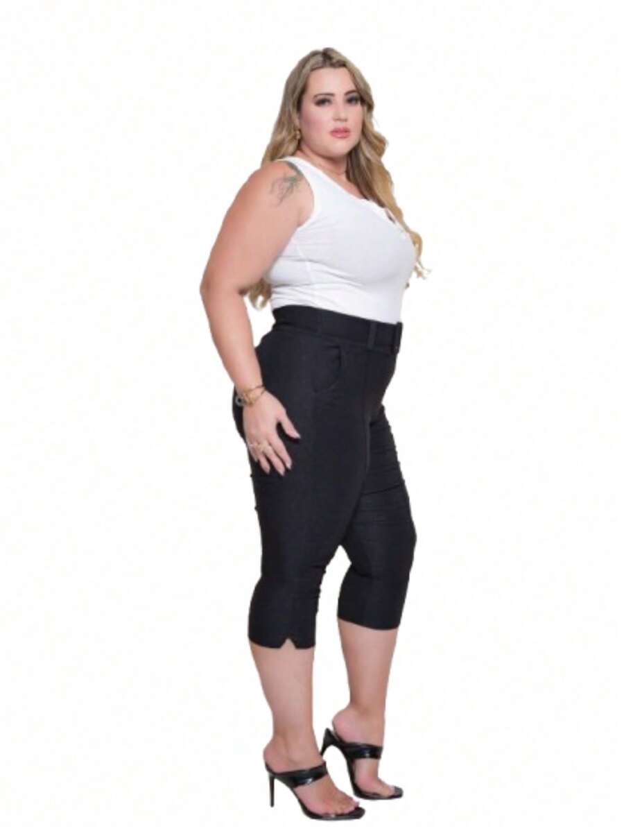 Women's Plus Size Capri Pants - Black - View 1