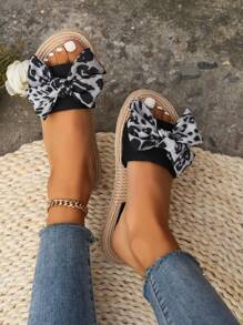 Women's Spring/Summer Indoor Slippers, New Flat Soft Bottom Fashion Beach Slippers, Non-Slip Low Heel Flat Sandals