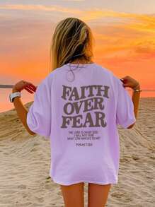 夏季休闲印花圆领短袖T恤，专为女孩和儿童设计——为追求时尚潮流的时尚达人提供独具特色的T恤！女童服装，女童图案T恤，夏季上衣，女童服饰，“信念战胜恐惧” - 紫色 - 查看 2