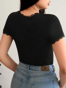 Blusa Manga Corta Cuello Redondo Color Negro Encaje en manga y escote - Negro - Ver 2