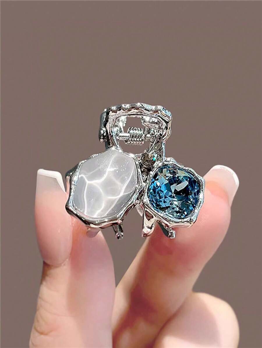 1pc Elegant Icy Blue Crystal Hair Clip, Chic Summer Hair Accessory