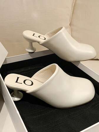 Zapatos de tacón de copa de vino de nueva temporada Otoño/Invierno 2025 Primavera/Verano, con punta cuadrada y sin talón, Sandalias de tacón alto sin respaldo para mujer, Zapatos retro de oficina para mujer, Tacones asimétricos