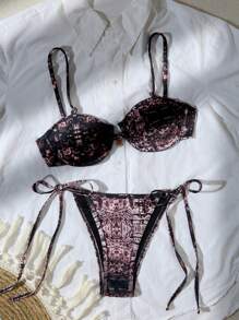Bikini in stile solido nuovo europeo e americano per vacanze, bikini per festival musicali, feste e locali notturni con decorazioni metalliche alla moda e sexy