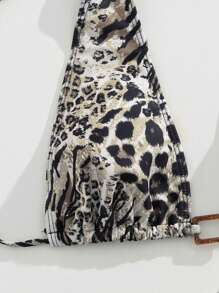 2件套/新年/情人节性感优雅女士挂脖豹纹比基尼上衣搭配黑色泳裤，中等弹力，中间饰有长方形玉树脂摆件，欧美时尚，适合度假海滩、泳池、休闲郊游、海边派对等场合的奢华比基尼套装 - 彩色 - 查看 4