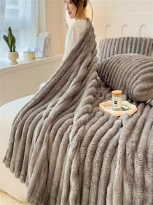 1pc Solid Stripe Soft & Warm Flannel Blanket, Multi-Functional Throw Blanket Suitable For Bed, Sofa, Travel, Office, Bedroom Decor, Home Decor, All Seasons Use, Perfect Gift For Halloween, Friends And Family