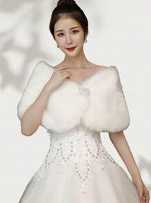 1 Stück eleganter weißer, flauschiger Brautschal, für Braut, für Hochzeitskleider, warmer Plüschschal als Herbstkleidung für Frauen