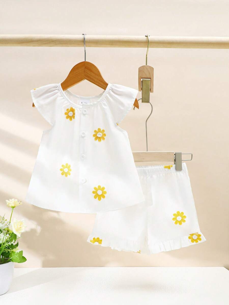 2pcs Baby Girls Set: Embroidered Floral Button Front Top And Floral Trim Shorts, Fashionable Casual Outfit - Yellow - View 1