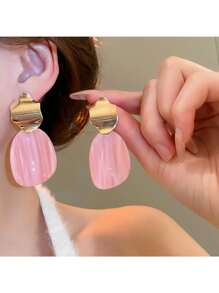 Andkiss 1 对优雅不对称平板耳环 - 多色 - 查看 4