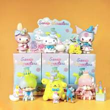 Sanrio Statuina decorativa di Hello Kitty di Sanrio, ornamento per auto, regalo di compleanno, decorazione a forma di gatto KT, decorazione. Giocattolo in confezione cieca, ornamento da scrivania fatto a mano per l'ufficio, ornamento per auto e regalo unico e creativo, in PVC fatto a mano, regalo per festival e compleanni [colore e stile casuali]