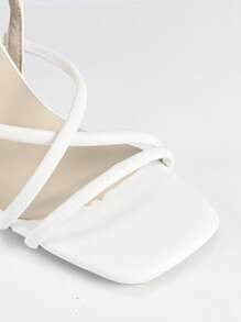 Sandali da donna eleganti e alla moda con punta quadrata e tacchi alti, dotati di cinturini incrociati, comodi e antiscivolo, adatti per spiaggia, feste, uso quotidiano e pendolarismo