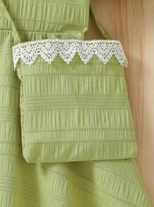 年轻女孩休闲荷叶边领泡泡袖连衣裙+配套简约百搭包包套装