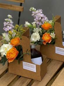 5件/10件/25件咖啡提花盒(白色、棕色、粉色、绿色)、活动派对盒、牛皮纸花篮、奶茶包、外卖盒、甜品蛋糕花束盒、花卉配件,适用于聚会、母亲节礼物、生日派对、公司团队建设、朋友礼物、随身携带的会议礼物、办公室、户外。 - 彩色 - 查看 11