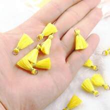 20pcs 2.5cm Delicate Silk Tassel Brush Charm DIY Making Tassels Earring Pendant Jewelry Accessories Finding