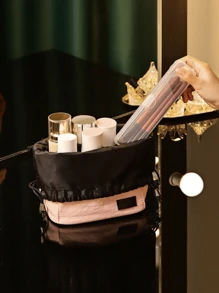 1 pièce Boîte de rangement portable transparente pour brosse à dents, boîte anti-poussière, boîte de rangement pour crayon à sourcils. Boîte de rangement pour brosse à dents de voyage moderne en plastique transparent. Ensemble de support pour brosse à dents et dentifrice de voyage. Rentrée scolaire