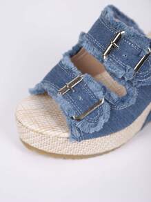 女式夏季新款时尚厚底流苏双排扣系带凉鞋