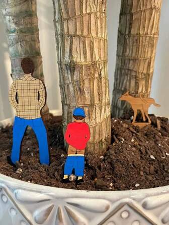 3 pièces Figurines décorative de père, fils et chien marqueurs, drôles étiquettes miniatures en bois de plante factice, décoration de jardin et de maison