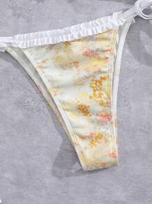 Sexy Random Print Fly Edge Design Bikini Swimsuit, Split Swimwear For Beach Holiday In Summer - White - View 3