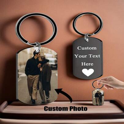 1 pièce Porte-clés en alliage avec photo personnalisée gravée noire avec texte personnalisé, cadre photo unique. Idéal pour cadeau de la Saint-Valentin et cadeau de Noël pour la famille, les hommes, les femmes