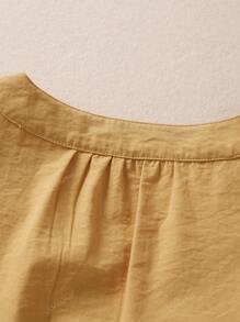 Blusa de verano casual de mujer con cuello en V, mangas abultadas y bordado de unicolor