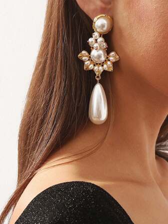 1 Pair Luxury High-End Palace Style Earrings, Fashion Commuter Design Faux Pearl Metal Ear Studs, Women Jewelry