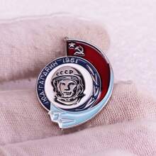 Soviet Astronaut Enamel Pin Peripheral Clothing Badge - Multicolor - View 2
