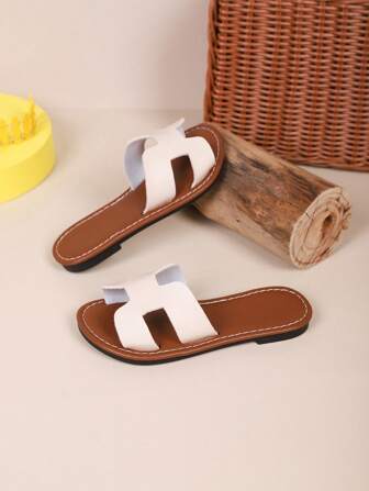 一双新款夏季儿童拖鞋拼色童装拖鞋夏季小女孩软底时尚凉鞋休闲女童公主鞋防滑沙滩鞋室内外适用适合宝宝