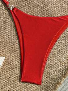 女士性感比基尼两件套，配有亮面配饰和特殊面料 - 紅色 - 查看 4