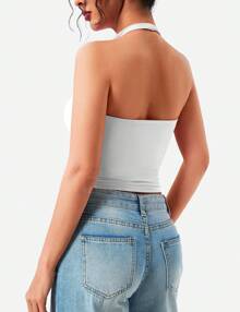 VOYJOY Aherin Women Sexy Halter Tank Tops Slim Fit Cami Not Padded Open Back Sleeveless Y2K Going Out Crop Top - 白色 - 查看 2