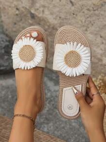 2025 New Women Summer Beach Slippers Indoor Home Flower Decor Flat Sandals