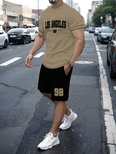 吸睛卡其色短袖上衣搭配印有“98”数字的黑色短裤，展现时尚都市风男装套装