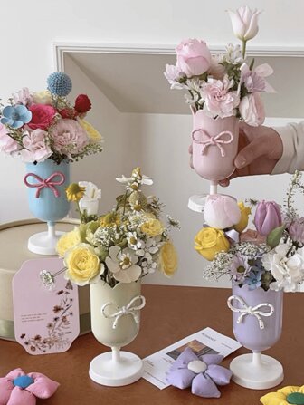 1pc Tulip Flower Vase, Floral Arrangement Cup Craft Material, Handmade Flower Shop DIY Creative Gift Supplies, Tall Glass Flower Bouquet Vase, Living Room Decor Ornament, Gift Packaging Accessories Home Decor Back To School School Supplies Glass Vase