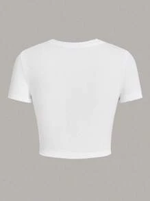 定制女士短袖T恤，主题为“我爱”，可添加您的文字和图片（徽章图案/情侣照/全家福/自拍/宠物照片等），您的照片将出现在爱心图案内。白色，适合夏季、健身和瑜伽穿着。 - 白色 - 查看 6