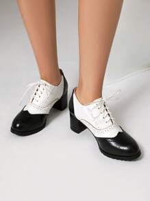 Chaussures à talons hauts Oxford colorées confortables faites à la main, chaussures à plateforme à lacets de style britannique à bout rond. Nouveauté printemps/automne pour femmes