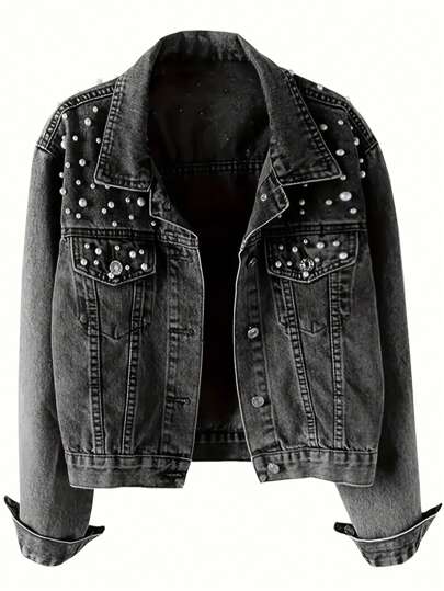 Giacca di jeans casual nera da donna con tasche larghe, decorata con rivetti e perle finte, stile distressed, adatta per la primavera