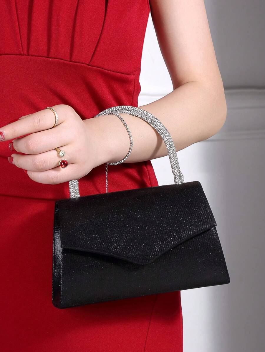 This Party Clutch Bag Is Simple And Practical. The Handle Design Is Convenient For Hand-Holding And Easy To Carry. The Bag Body Adopts A Flip-Top Design, Which Can Effectively Protect The Items Inside. - Black - View 1